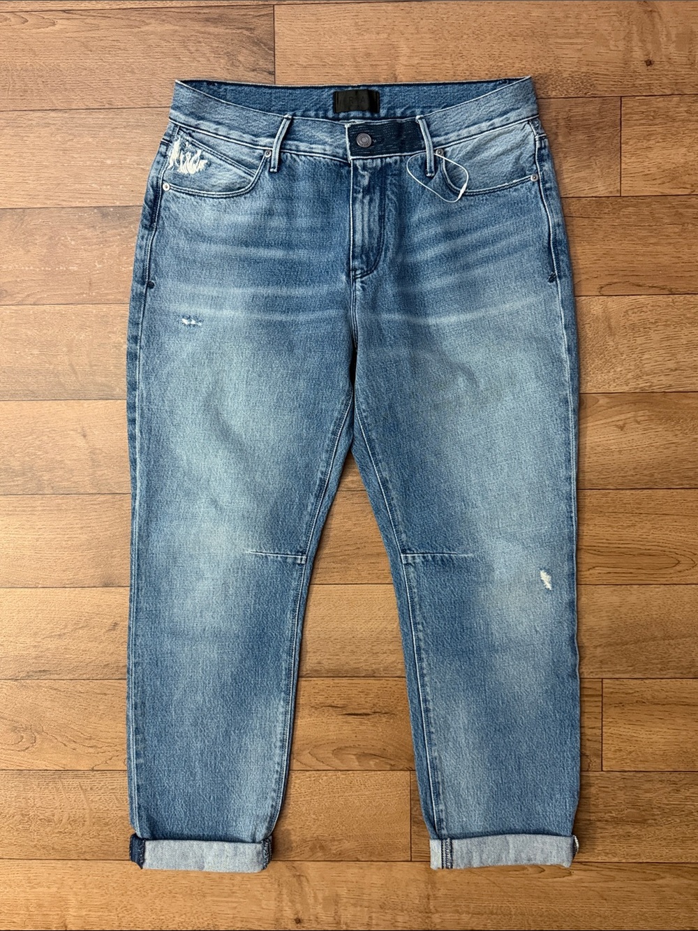 RtA Size 28 Jeans Distressed 100% Cotton Quiet Luxury Coastal Everyday Basics